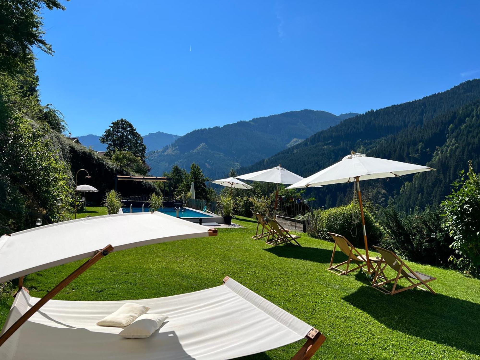 Alm Seasons Premium Chalet & Studios Saalbach-Hinterglemm Bagian luar foto
