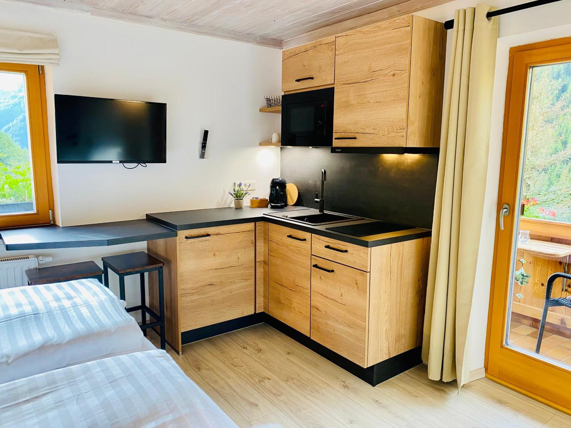 Alm Seasons Premium Chalet & Studios Saalbach-Hinterglemm Ruang foto